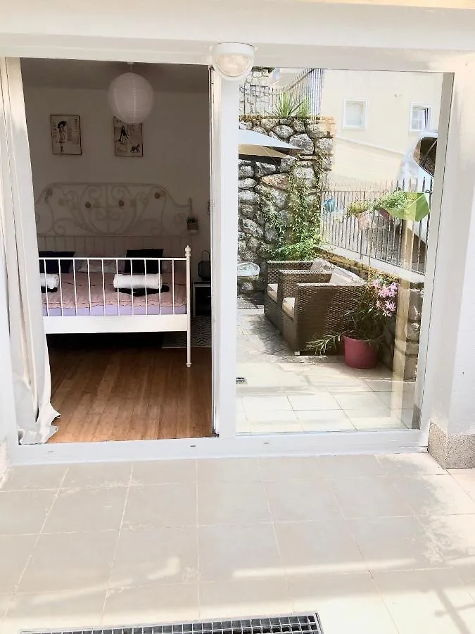 Apartment Rooms Dora Icici Croatia